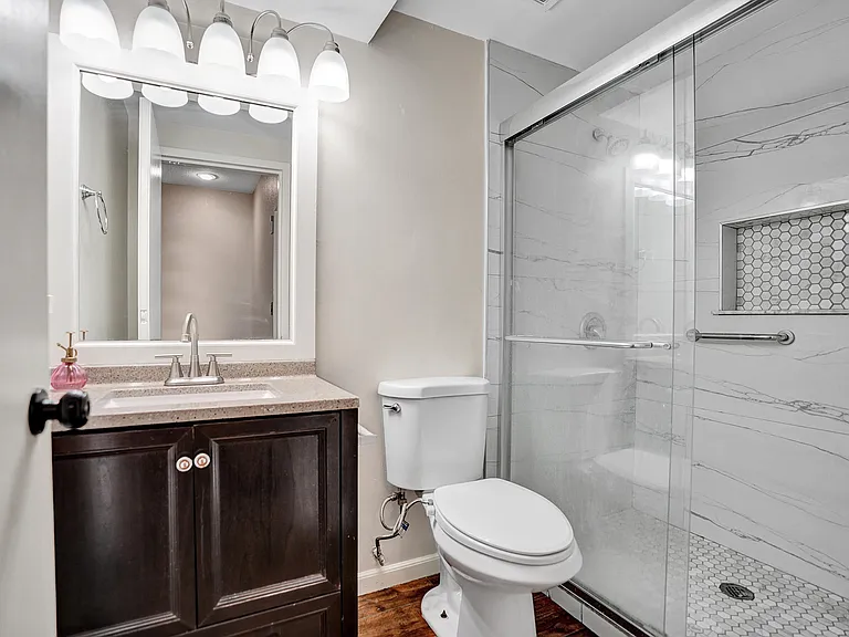 3911 Shoma Dr — Photo 26