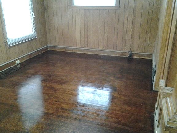 3rd image of 3803 College Ave