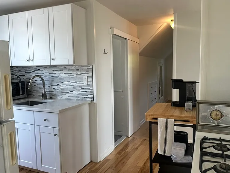 57 Dawson Ave #4 — Photo 8