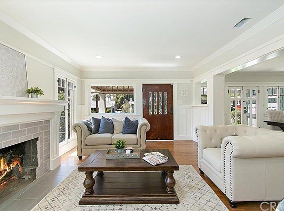 5th image of 1244 N Catalina Ave