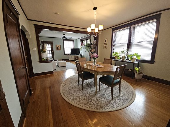 5th image of 2408 Bellevue Ave Floor 1