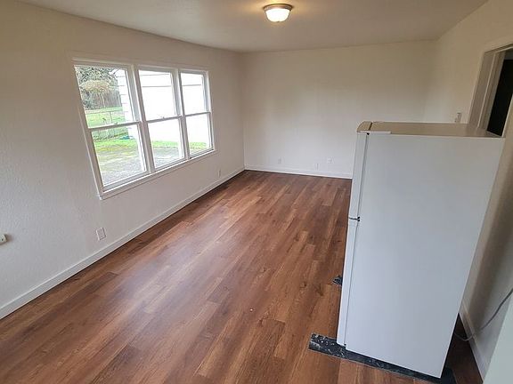 5th image of 10602B Addison Dr SW