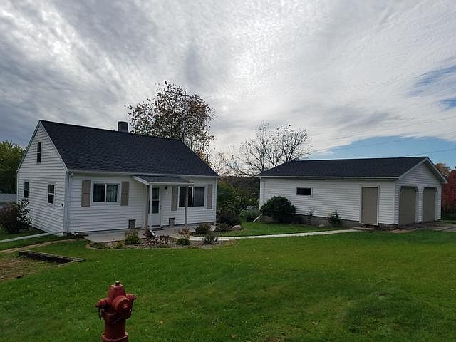 1st image of 309 E Pioneer Ave