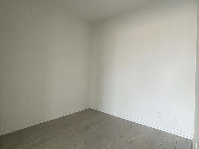 5 Buttermill Ave #3205 — Photo 9