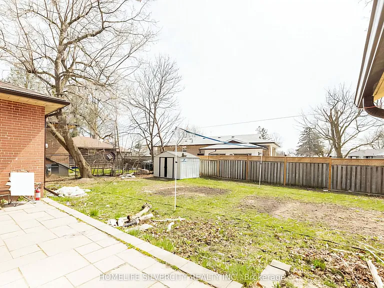 31 Windermere Ct #UPPER — Photo 2