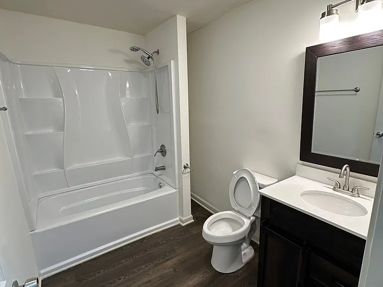 417 Burson Ave #A — Photo 5