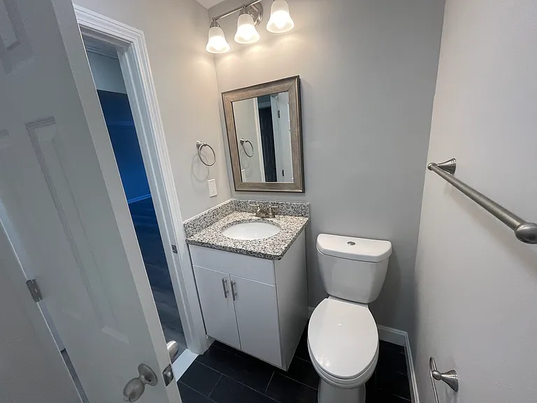 519 Washington St #9 — Photo 9