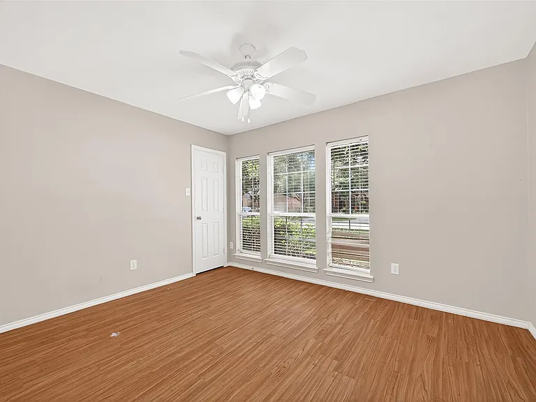 16715 Red Falls Cir — Photo 20
