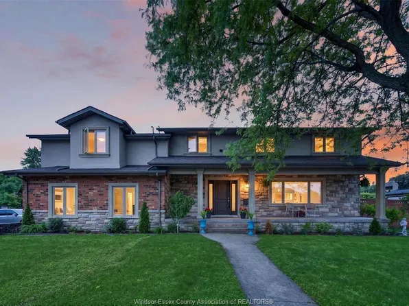 3595 Huntington Ave, Windsor, ON N9E 3N1