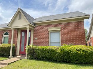 103 N Brighton Dr, Jackson, MS 39211
