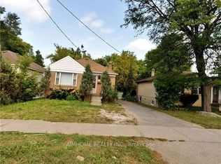 222 Finch Ave E, Toronto, ON M2N 4R9