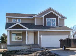 1422 17th St SE, Altoona, IA 50009