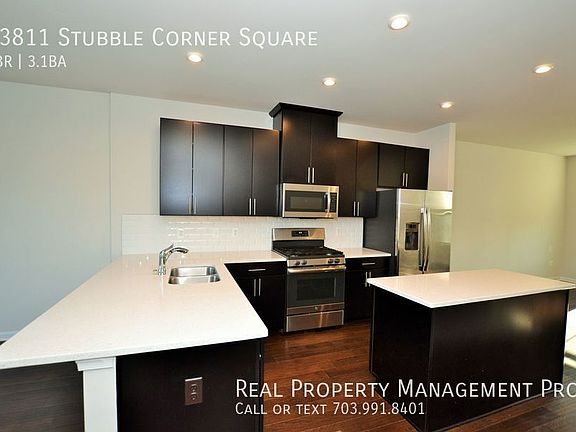 2nd image of 43811 Stubble Corner Sq