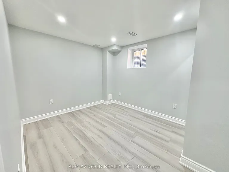 555 Settlers Rd W #BASEMENT — Photo 7