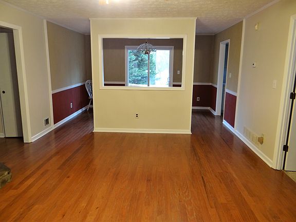 LIVING RM INTO DINING RM