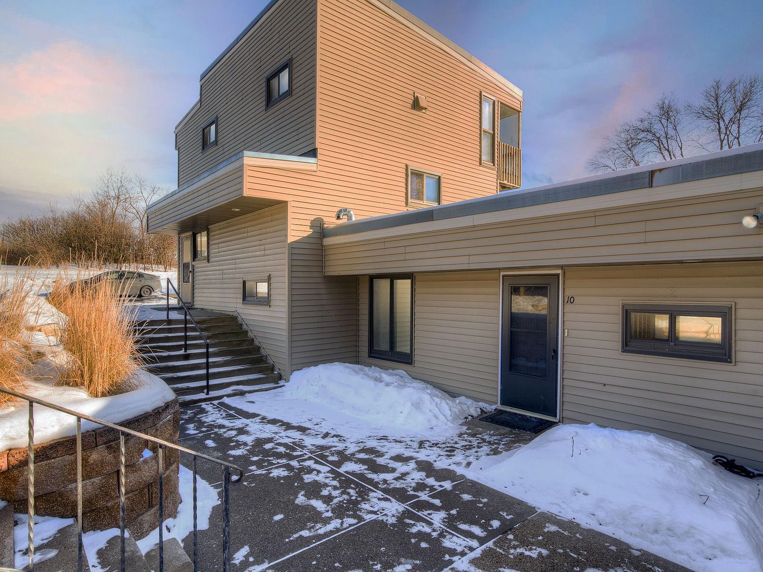 110210 Village Rd, Chaska, MN 55318 Zillow
