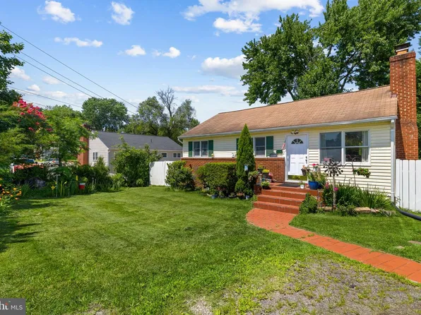 13803 Knowles St, Woodbridge, VA 22191