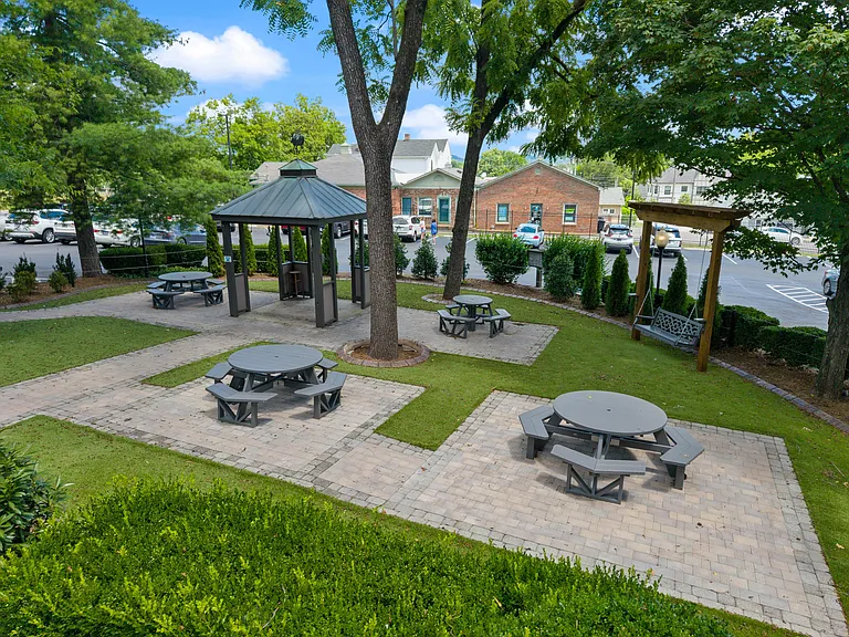 1143 Columbia Ave #C21 — Photo 4