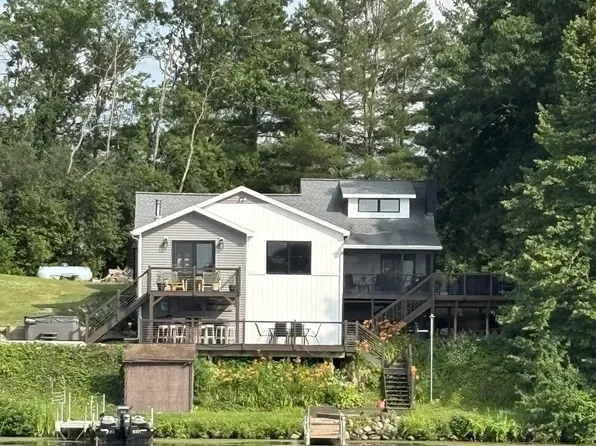 72 Lake Road, Ballston Lake, NY 12020
