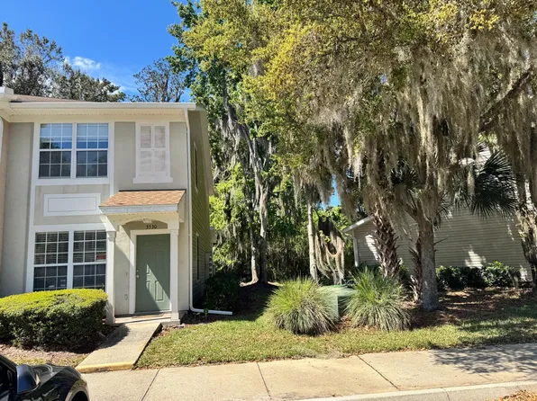 3530 Lone Tree Ln, Jacksonville, FL 32216