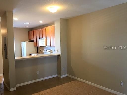 5th image of 10934 Savannah Wood Dr #144