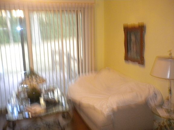 4th image of 12837 S 82nd Ave