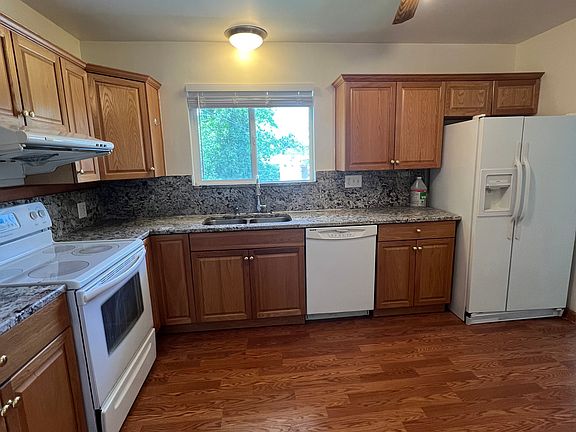 4th image of 2994 E Bluebell Dr