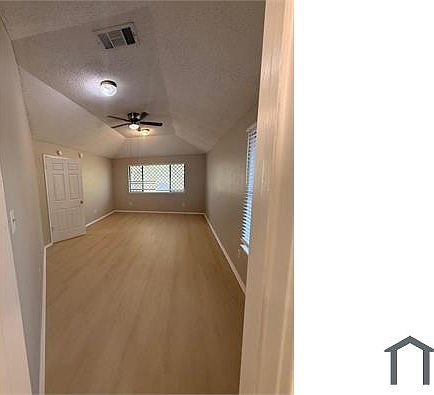 3rd image of 2221 Brookside Dr