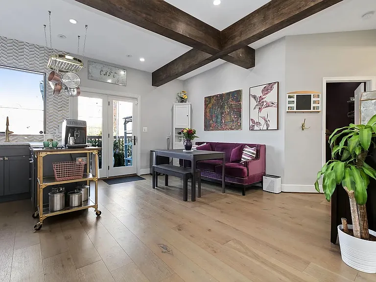 1830 I St NE #4 — Photo 8