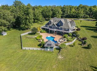 8814 W Warren Woods Rd, Three Oaks, MI 49128