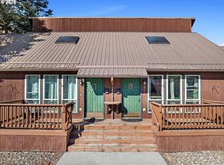 1805 East St, Baker City, OR 97814