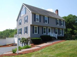 22 Villanova Dr, Westford, MA 01886