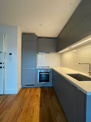 Rented by Pear NYC LLC | media 21