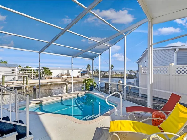 2970 Sloop Ln, Saint James City, FL 33956