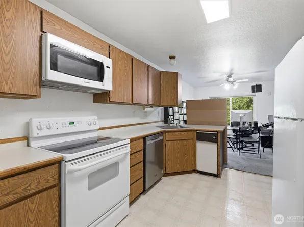 4200 Factoria Boulevard SE, Bellevue, WA 98006