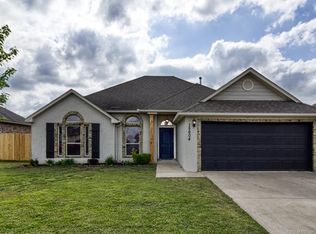 15604 S Birch Ave, Glenpool, OK 74033