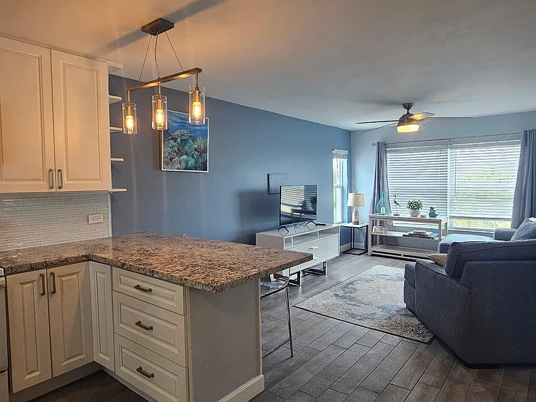 605 Sombrero Beach Rd #303 — Photo 7