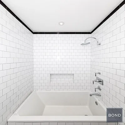 Rented by Bond New York | media 11