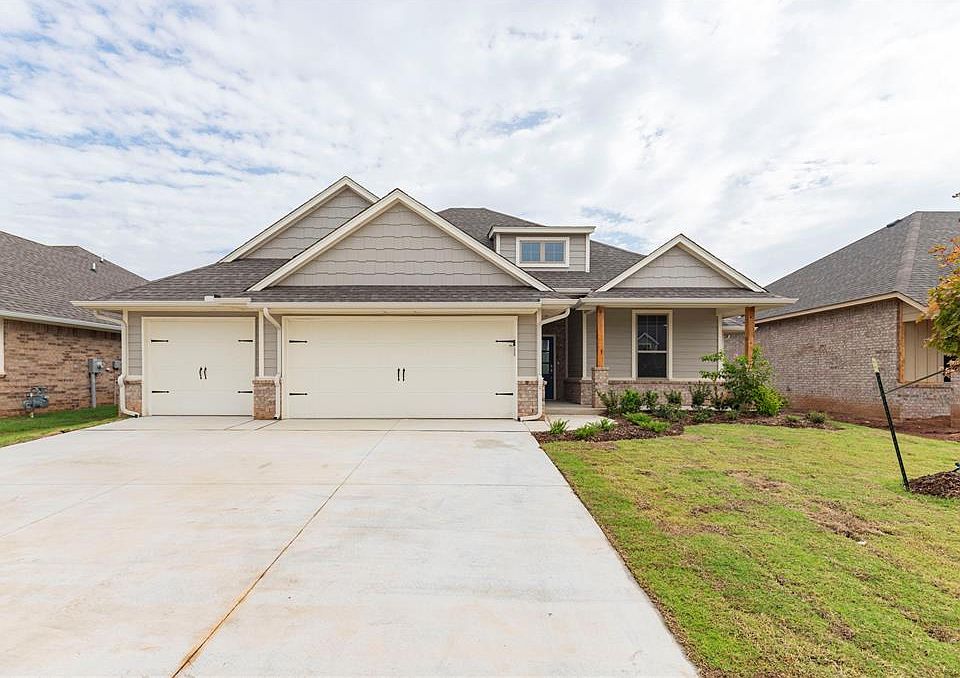 1st image of 16016 Vermillion Dr