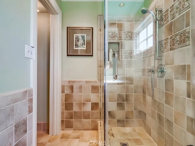 1239 S Patton Ave — Photo 28