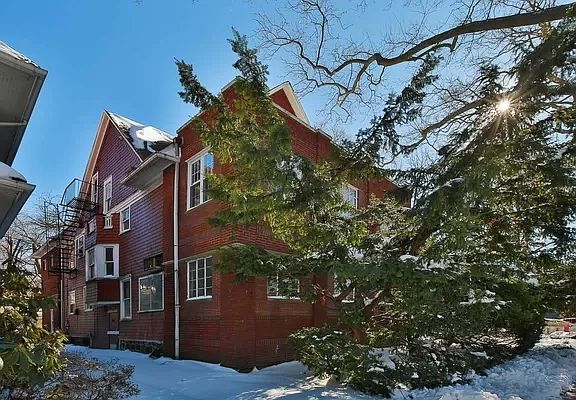 3rd image of 1303 Ditmas Ave