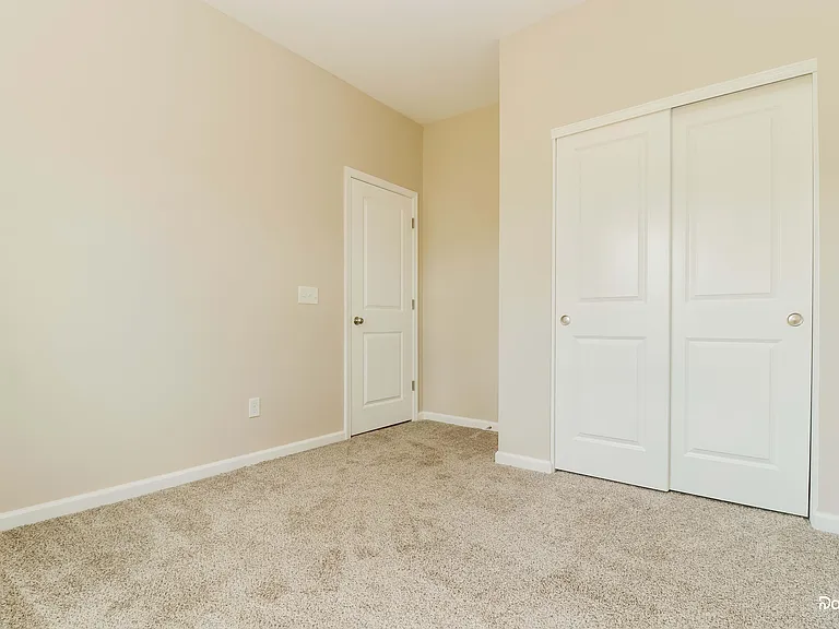 306 Cantley Ct — Photo 10