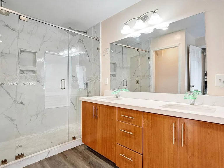610 Carolina Ave #2 — Photo 2