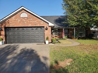 320 Flying Bridge Dr, Gun barrel city, TX 75156