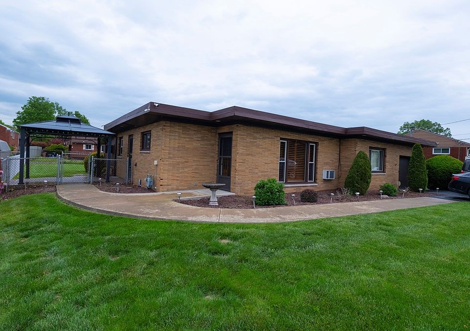 1st image of 253 Willow Dr