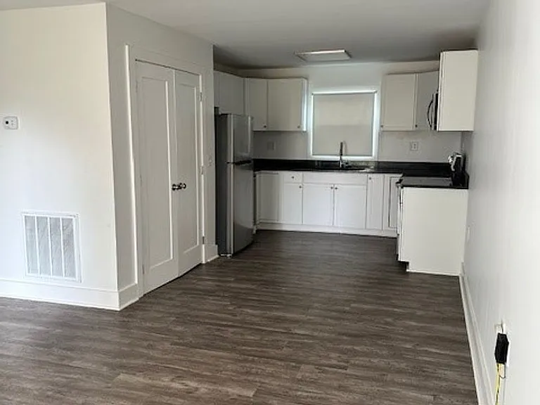 104 Northwood Ave — Photo 12