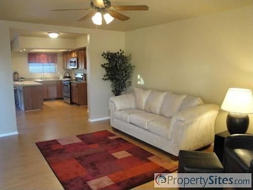 4th image of 17611 N 56th Ave