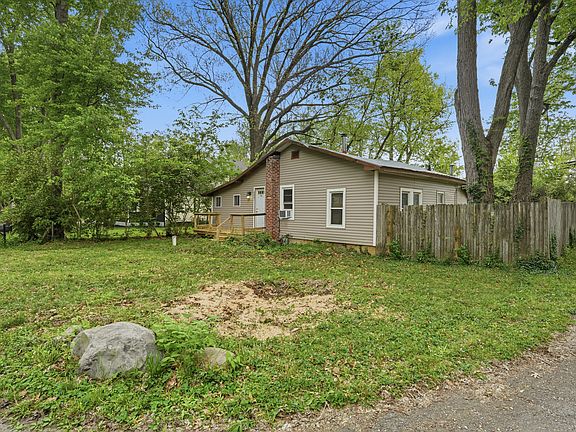 4th image of 2601 Beach Ave