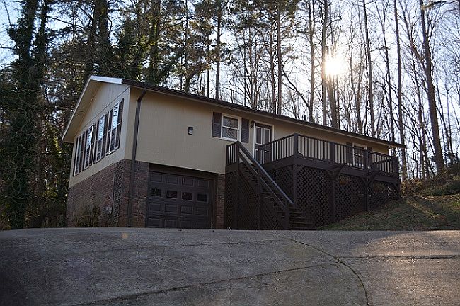1st image of 221 Caputi Dr