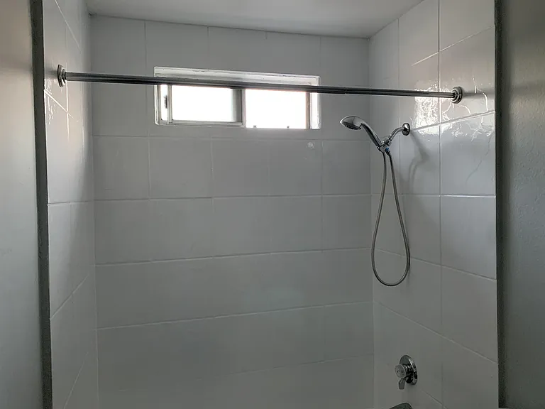1243 Fedora St #5 — Photo 9